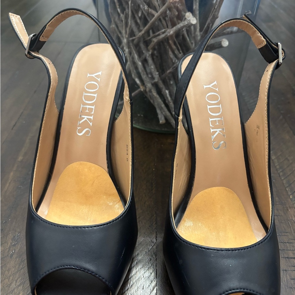 Women's Black Slingback Heels